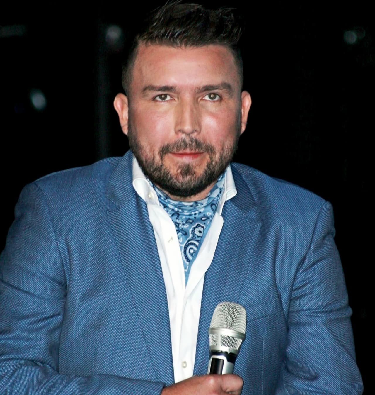 Poncho Lizarraga se convirtió en limpia-parabrisas por un rato