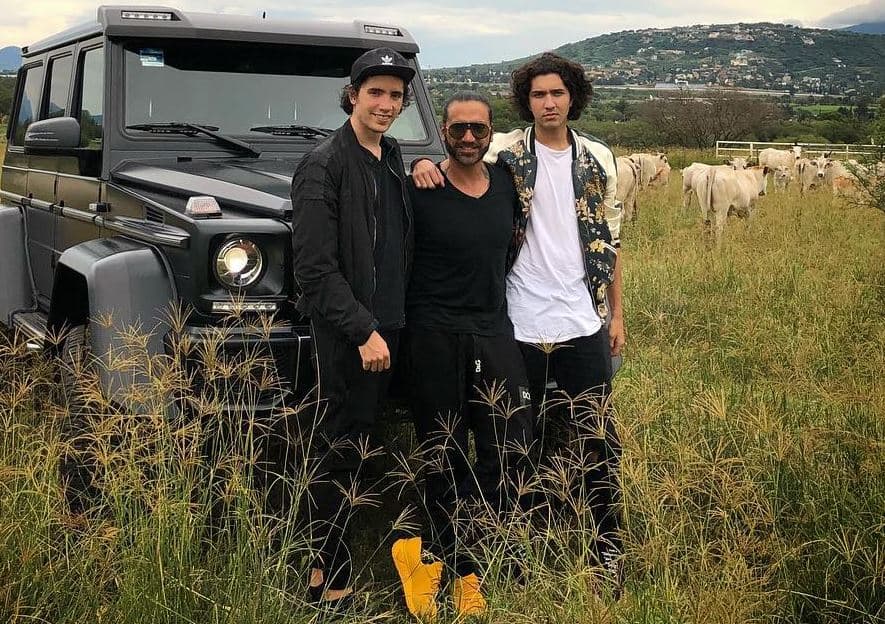 'El Potrillo' está orgulloso de su hijo Álex Fernández