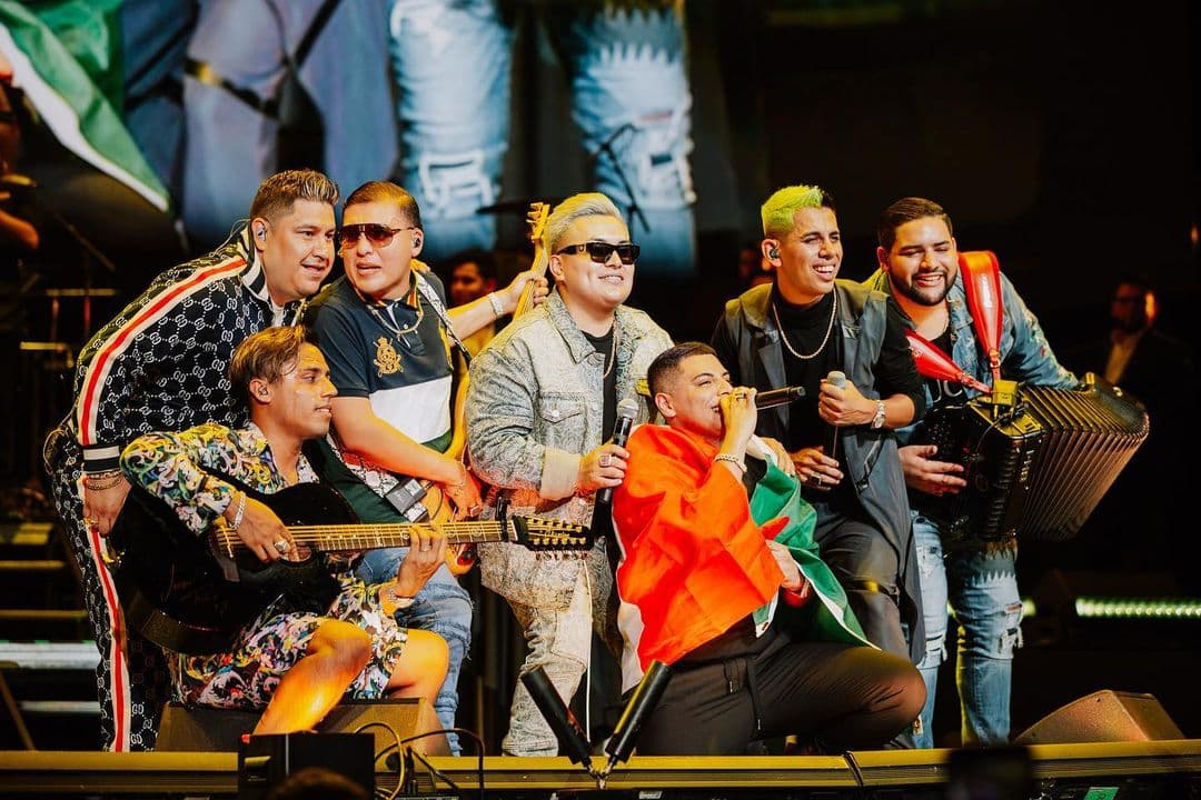 Latin Grammy 2021: Christian Nodal y Grupo Firme ganan Canción Regional y Disco de Banda